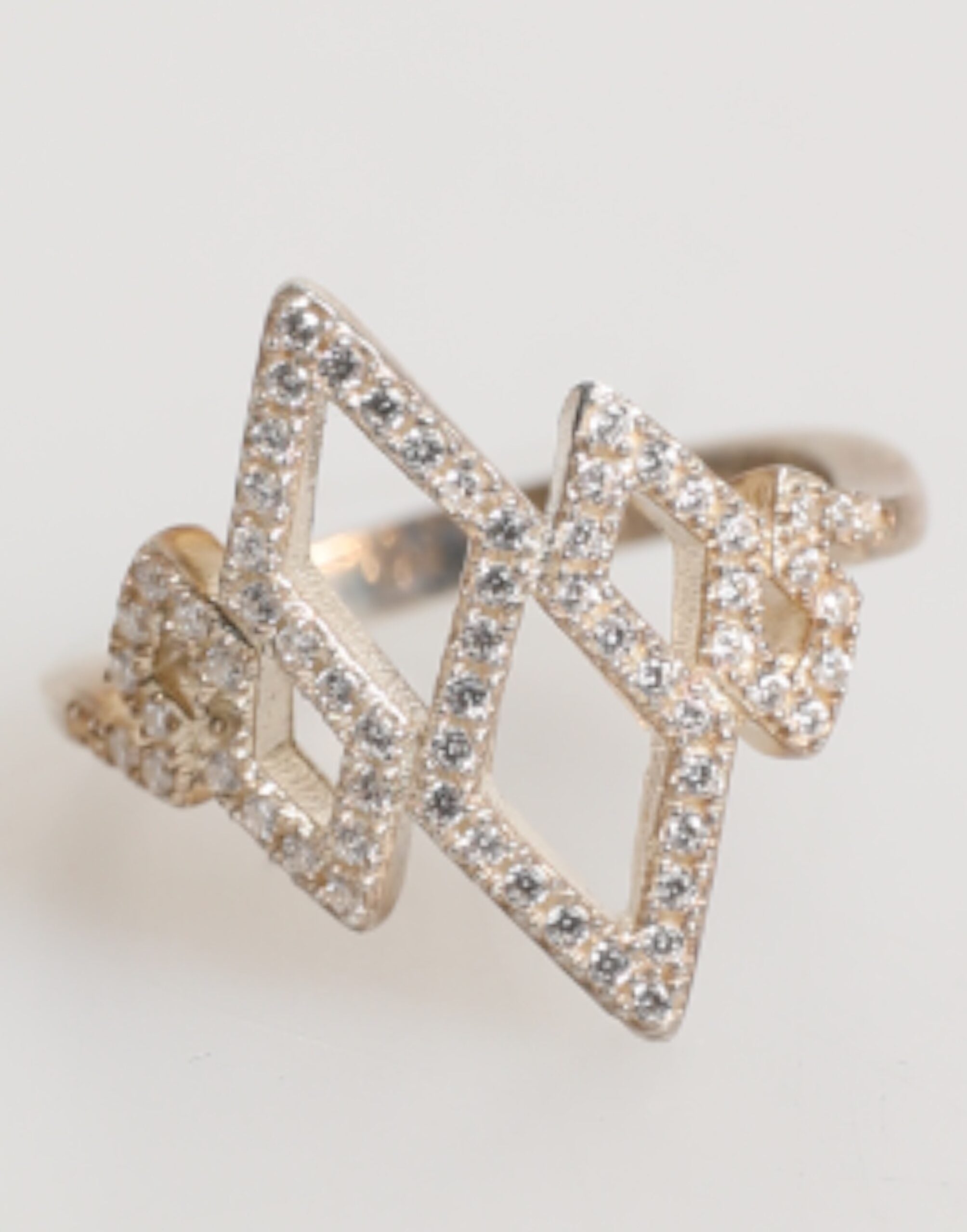 Geometrický diamantový prsten s krystaly Pave CZ