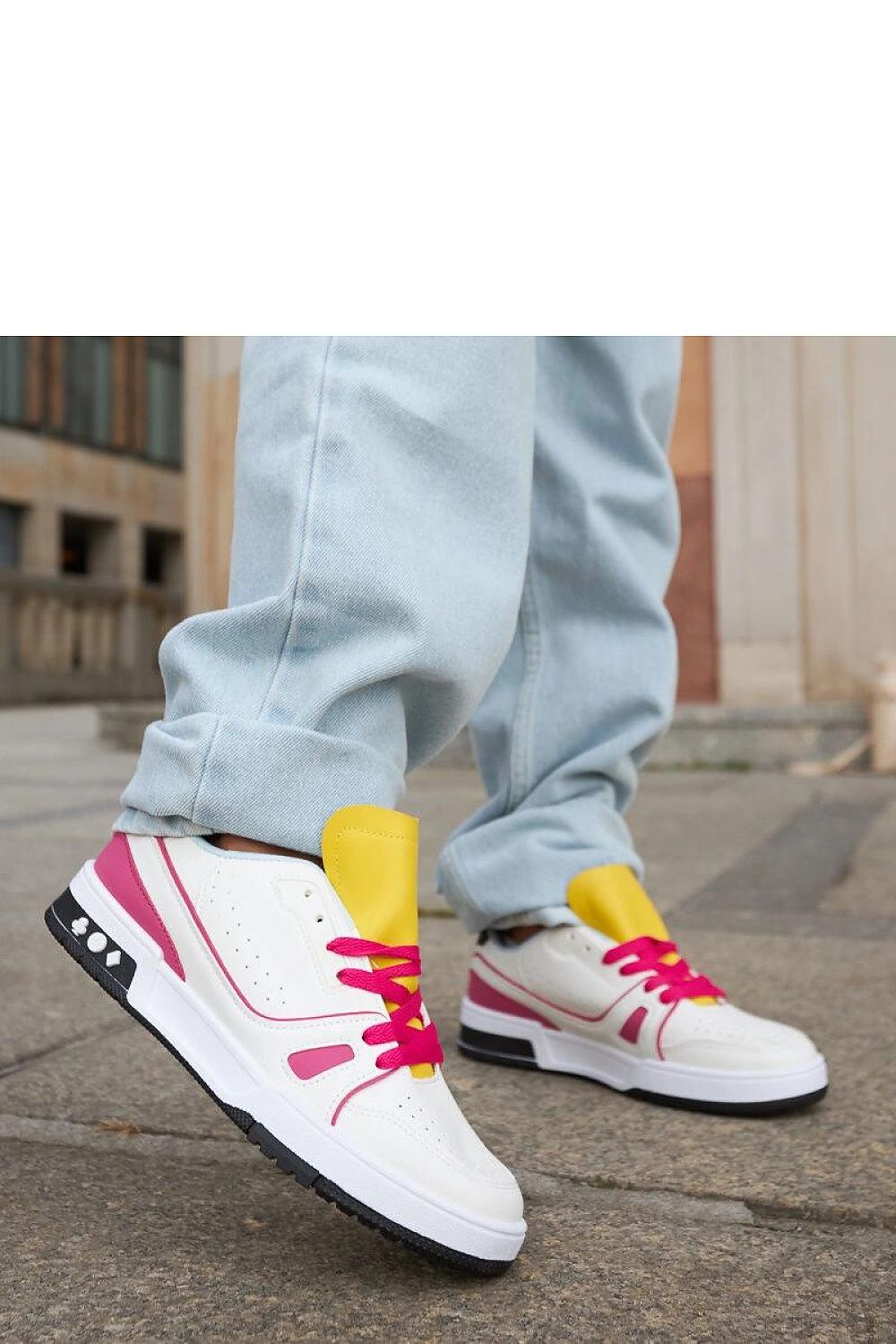  Sport Shoes model 207670 Solea 