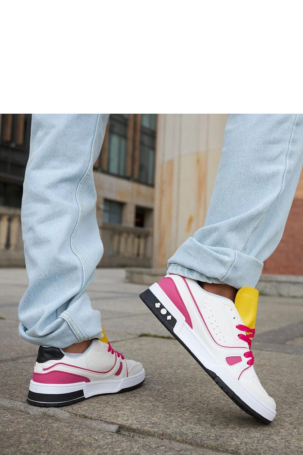  Sport Shoes model 207670 Solea 