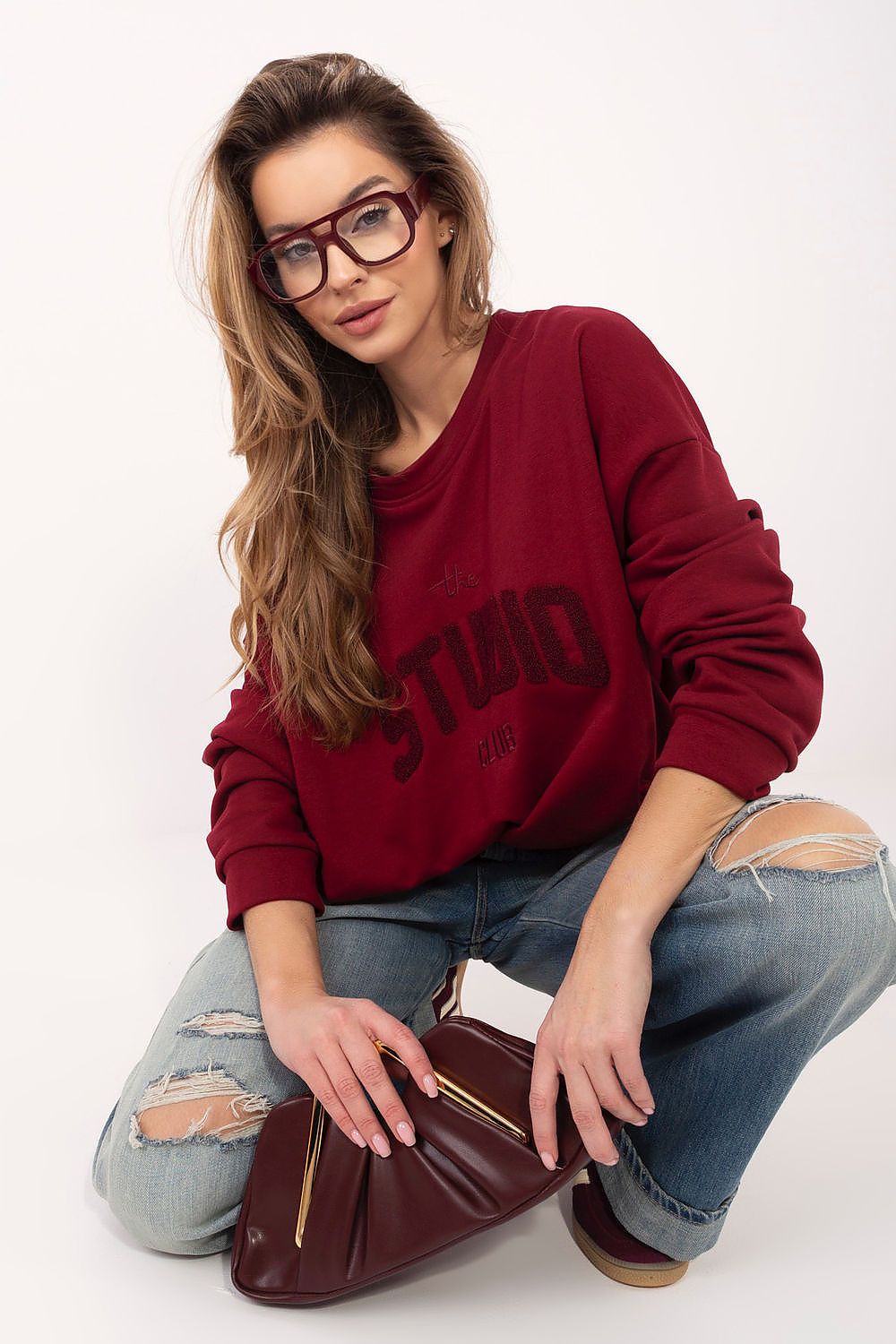  Sweatshirt model 225473 Relevance 