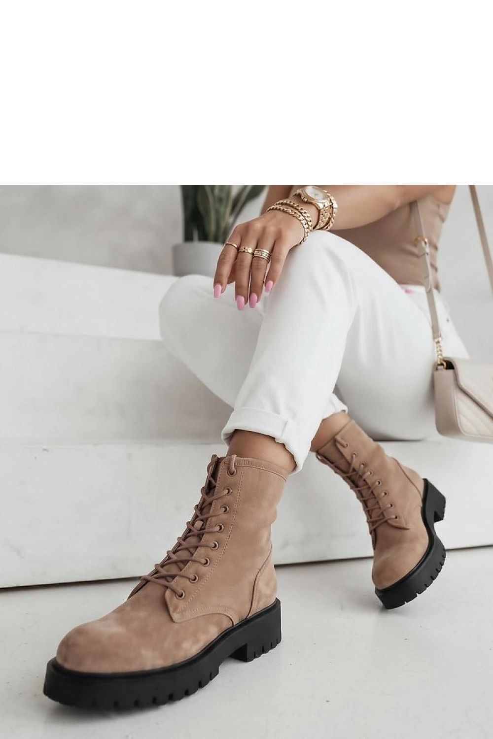  Trapper shoes model 232156 Solea 