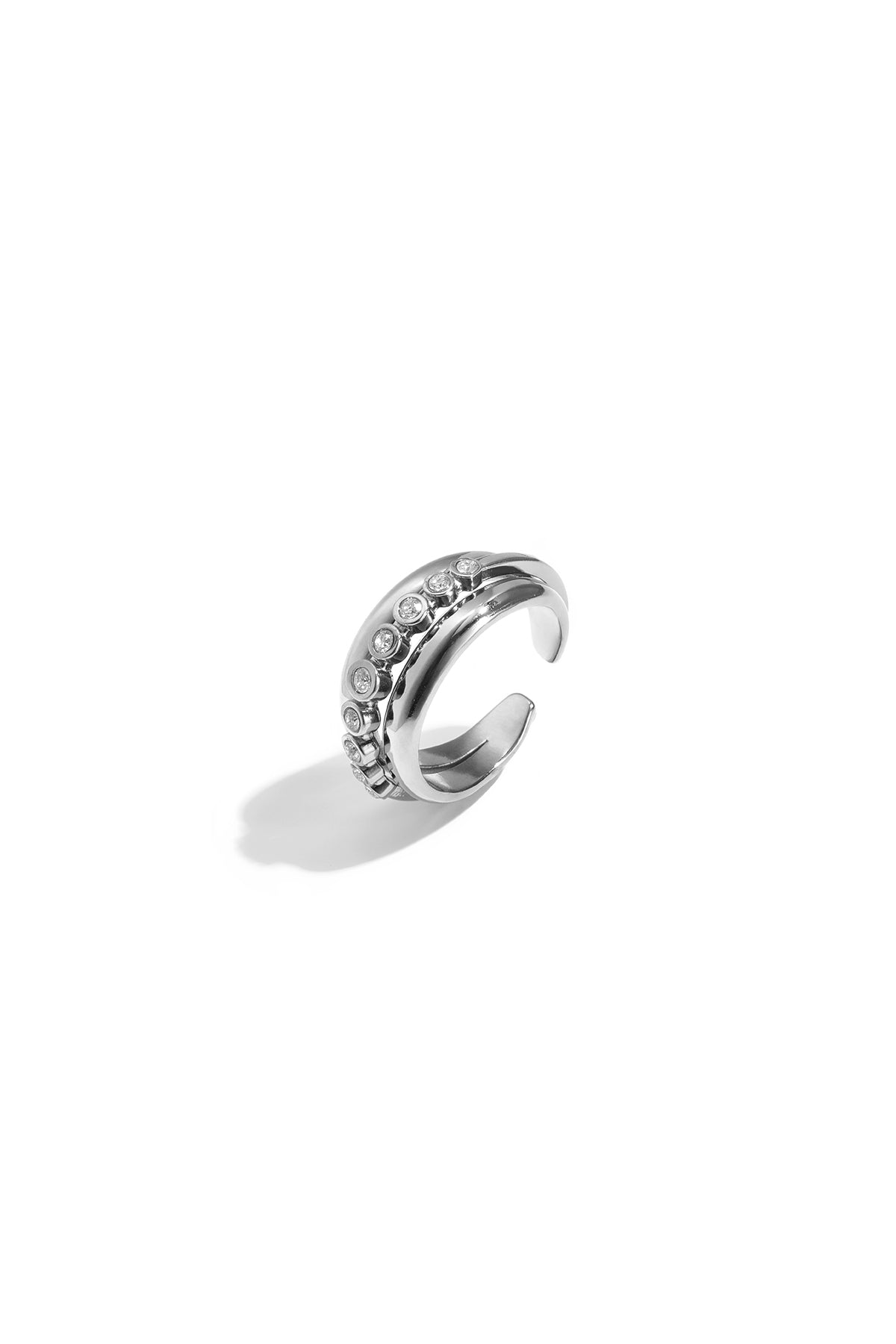 Triple ring with zirconia stones