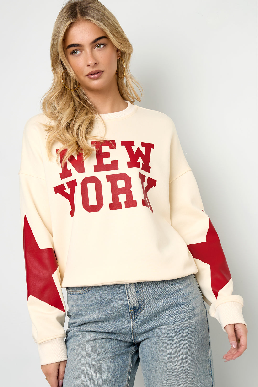 New York sweater with star